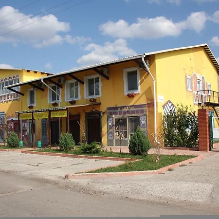 Hotel Allians Коблево Екстериор снимка