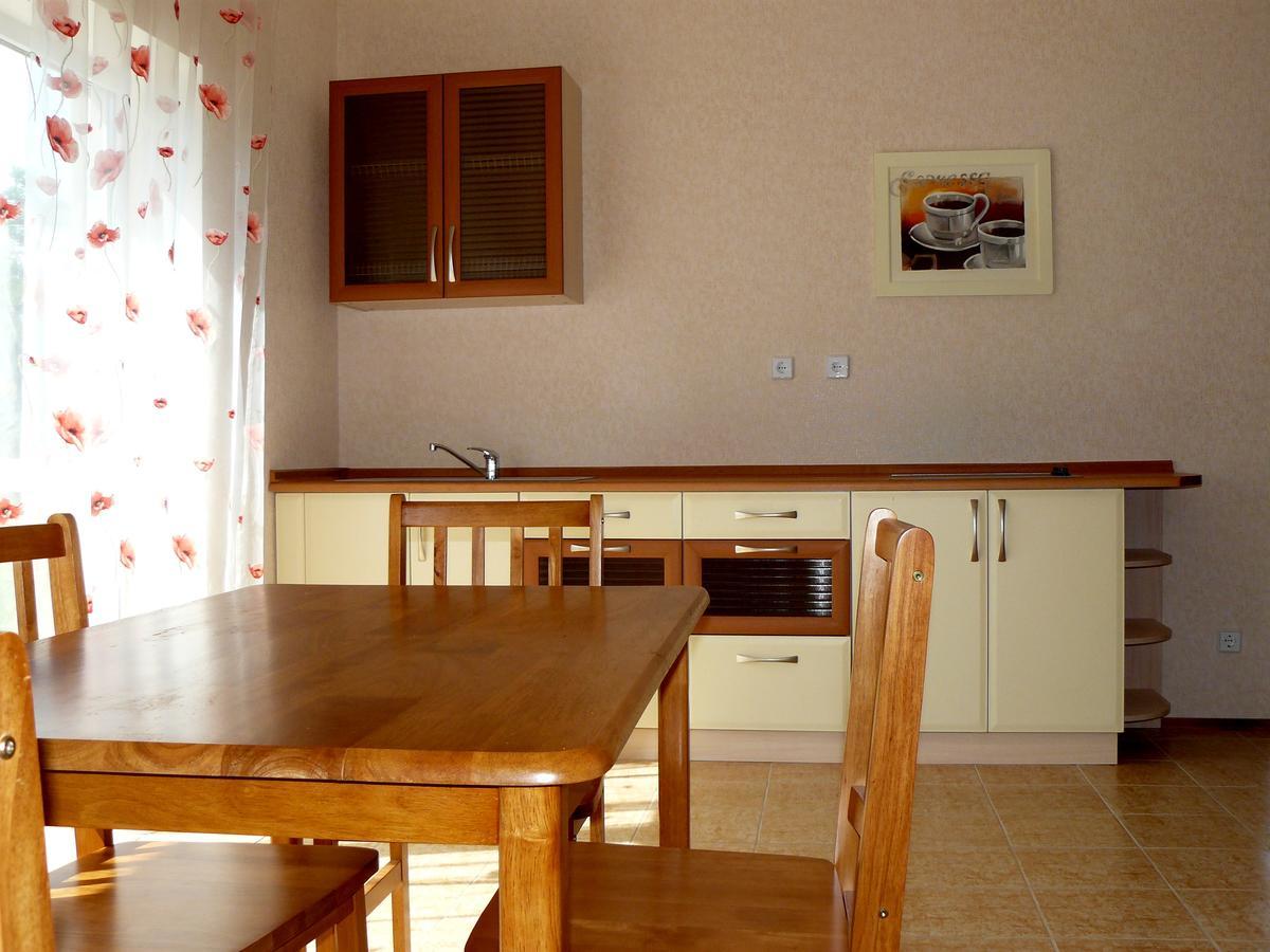 Hotel Allians Коблево Екстериор снимка