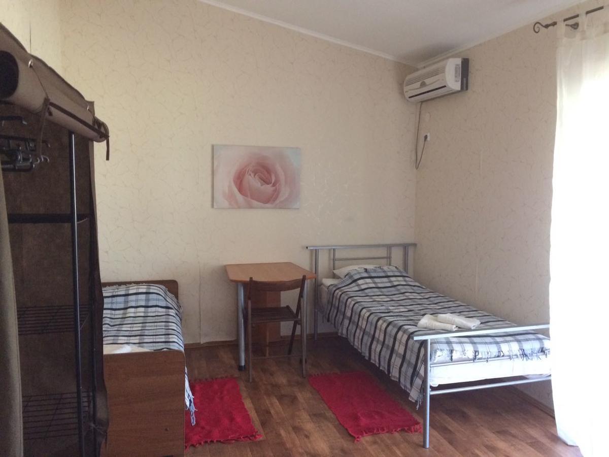 Hotel Allians Коблево Екстериор снимка
