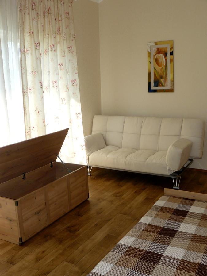 Hotel Allians Коблево Екстериор снимка