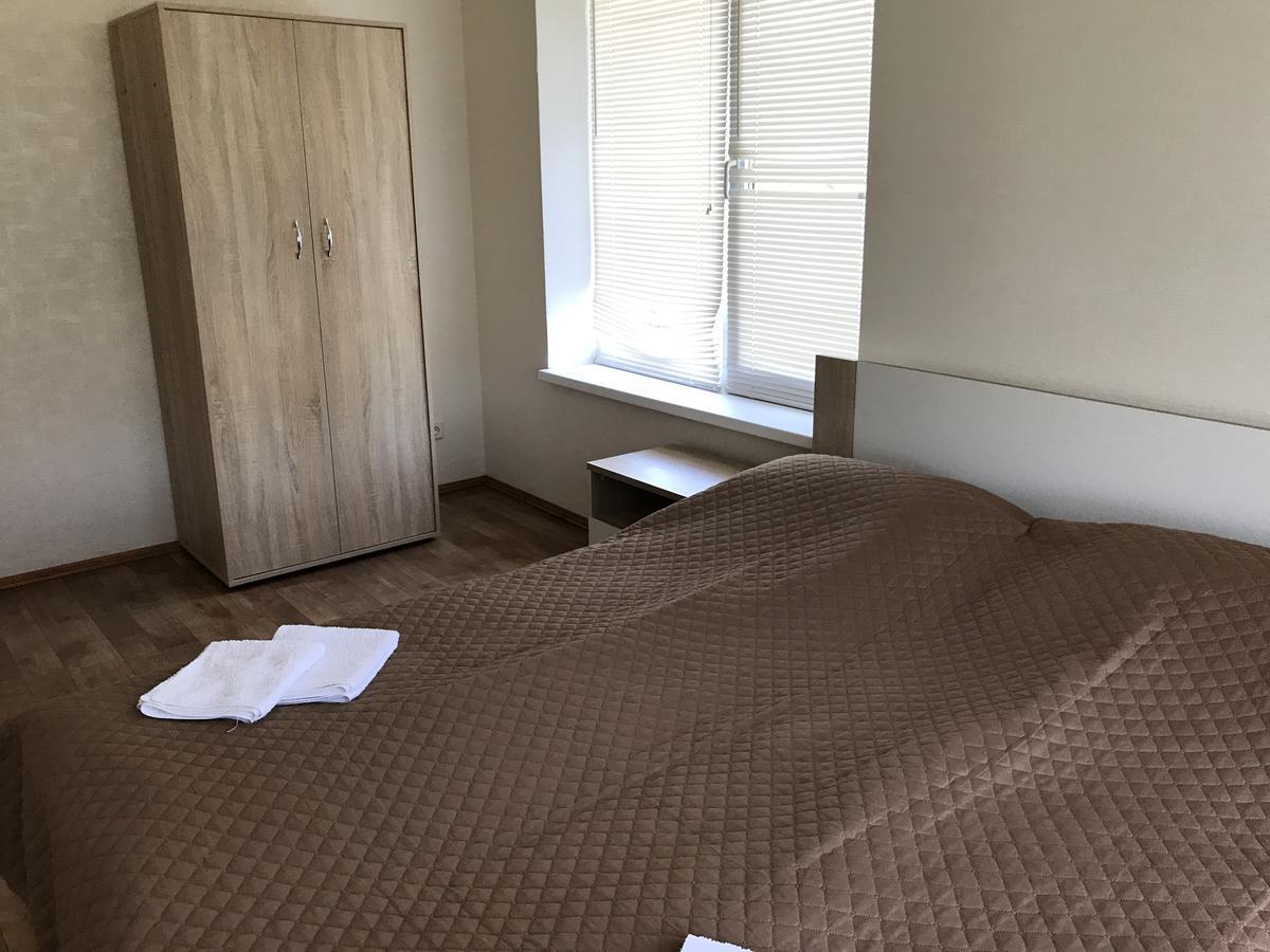 Hotel Allians Коблево Екстериор снимка